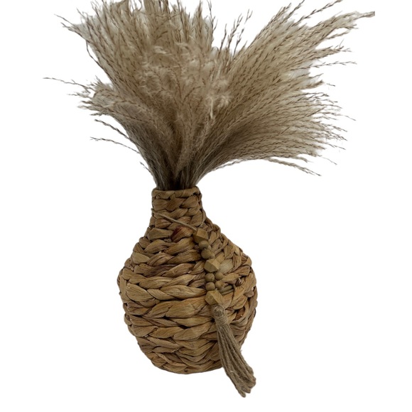 Boho style woven basket vase with wispy feather fillers 10” tall - Picture 5 of 9